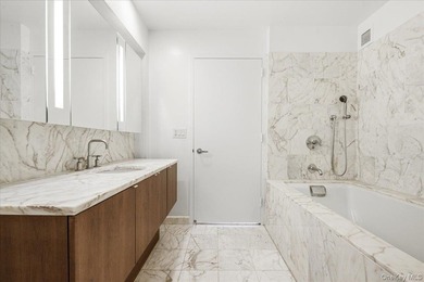 Sophisticated Corner Condo with Stunning Southern & Eastern - photo 36