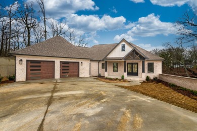 Lake Home Sale Pending in Muscle Shoals, Alabama