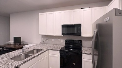 Discover this stylish and beautifully maintained 3-bedroom, 2 - photo 12