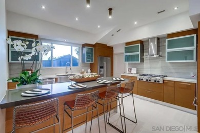 Modern coastal Home, recently remodeled, in LA JOLLA. This - photo 14