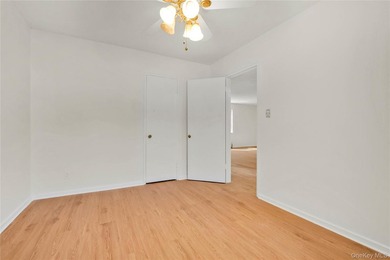 Welcome to 224-01 Hillside Avenue, Upper Level, a bright and - photo 15
