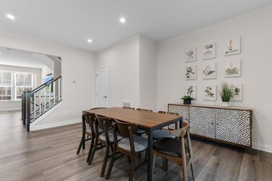 Located inside the gated community of Dye Estates Townhomes at - photo 6