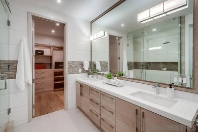 Modern coastal Home, recently remodeled, in LA JOLLA. This - photo 37