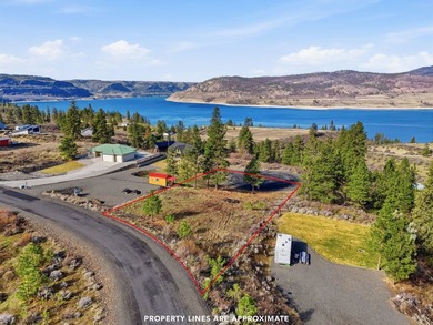 Lake Roosevelt Lot For Sale in Seven Bays Washington