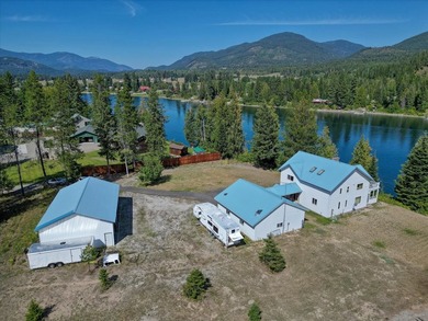 Pend Oreille River Home For Sale in Ione Washington