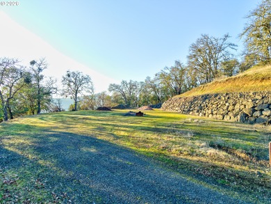 North Umpqua River Lot For Sale in Roseburg Oregon