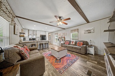 Summer is around the corner and so is your new lake house! You - photo 4