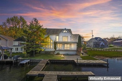 Lake Fenton Home For Sale in Fenton Michigan