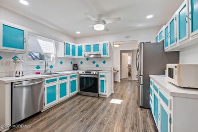 This Sorrento end unit, situated in The Villages, a quiet, and - photo 16