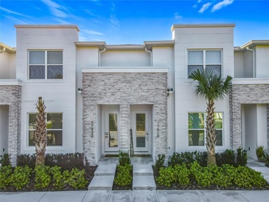 Lake Home For Sale in Clermont, Florida