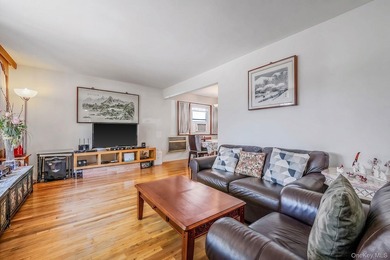 Welcome to 146-15 27th Avenue, a well-maintained and spacious - photo 4