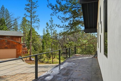 Experience contemporary mountain living in this fully renovated - photo 38