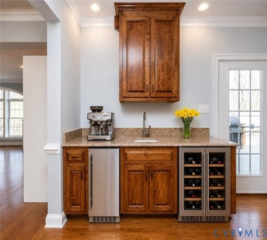 Welcome to this exceptional custom brick transitional estate - photo 9