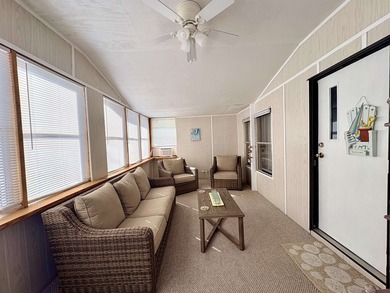 PRICED TO SELL! Coastal living awaits in sought-after Garden - photo 3