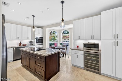 This exceptional 3 Bedroom + Den, 2.5 Bath riverfront residence - photo 15