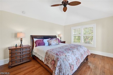 This exceptional 3 Bedroom + Den, 2.5 Bath riverfront residence - photo 16