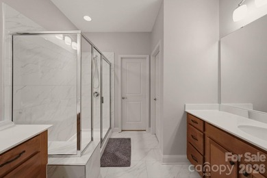 Welcome to this beautifully maintained 3-bedroom, 2.5-bath - photo 22