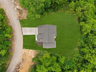 Take a look at this gorgeous new construction near Lake Lomond - photo 26
