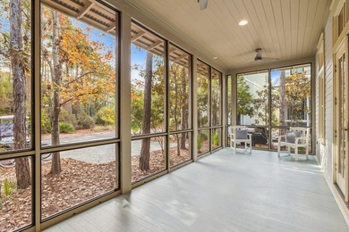 Beautifully maintained 4-bedroom, 4.5-bath home on an oversized - photo 27
