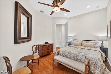 This exceptional 3 Bedroom + Den, 2.5 Bath riverfront residence - photo 27
