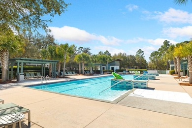 Beautifully maintained 4-bedroom, 4.5-bath home on an oversized - photo 28