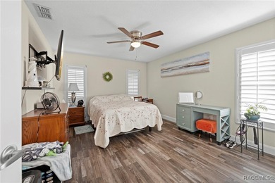 MAJOR PRICE REDUCTION!Move-In Ready 3-Bedroom Pool Home with - photo 42