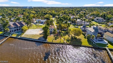 This exceptional 3 Bedroom + Den, 2.5 Bath riverfront residence - photo 46