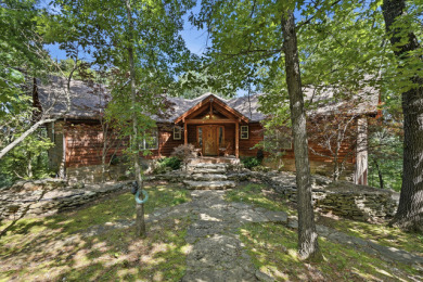 Lakefront Privacy on 40 acres , Custom 3866 sf home w 2 boat slip - photo 2