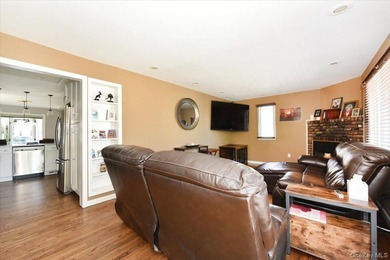 Welcome To 11 Glenda Drive In West Babylon! This Charming - photo 8