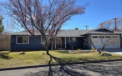 (private lake, pond, coastal) Home For Sale in Bishop California