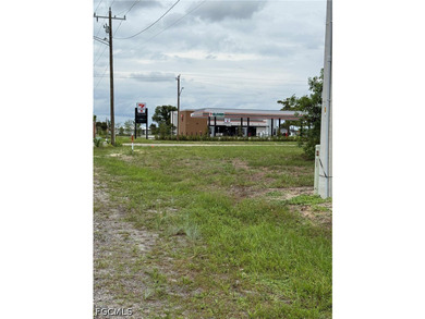 Situated On the NE corner of Chiquita and 15th Ter., right - photo 4