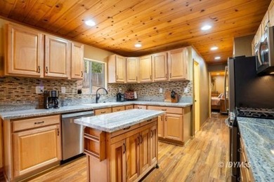 Cedar Stone Lodge is a stunning, furnished luxury retreat - photo 18