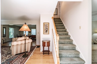 Timeless New England charm and warm character blend seamlessly - photo 18