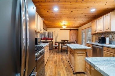 Cedar Stone Lodge is a stunning, furnished luxury retreat - photo 19