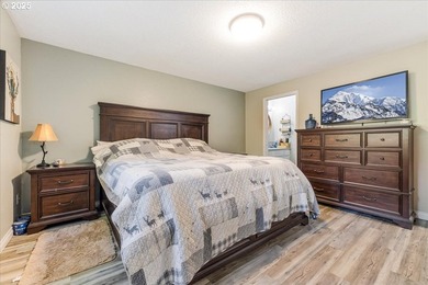 This 3 bedroom 2 bathroom 2,307 sqft home sits on a 1.56-acre - photo 20