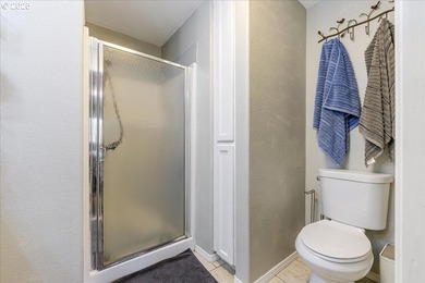 This 3 bedroom 2 bathroom 2,307 sqft home sits on a 1.56-acre - photo 23