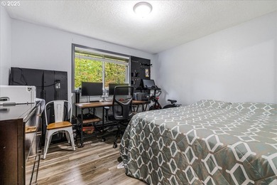 This 3 bedroom 2 bathroom 2,307 sqft home sits on a 1.56-acre - photo 25