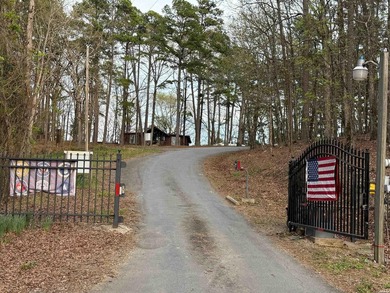 A true legacy tract on Lake Ouachita-and one that hasn't been - photo 7