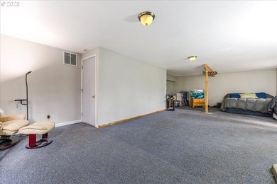 This 3 bedroom 2 bathroom 2,307 sqft home sits on a 1.56-acre - photo 27