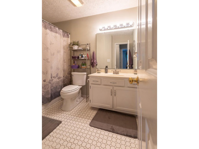 This well-maintained 3-bedroom, 2-bath home offers comfortable - photo 8