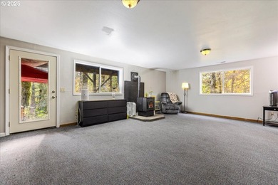 This 3 bedroom 2 bathroom 2,307 sqft home sits on a 1.56-acre - photo 29