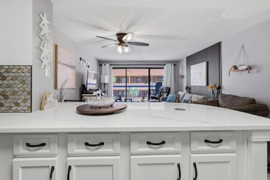 Live Where Others Vacation! Welcome to your fully furnished - photo 6
