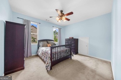 A rare opportunity to find this much space, flexibility, and - photo 36