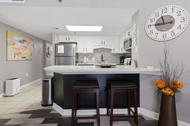 Live Where Others Vacation! Welcome to your fully furnished - photo 7