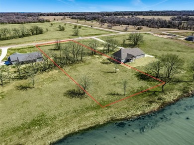 ***$5,000 towards buyers closing costs*** Lakefront opportunity - photo 7