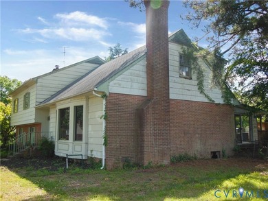 Welcome to 8218 Overbury Road in the Chamberlayne Hills - photo 2