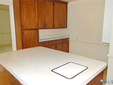 Welcome to 8218 Overbury Road in the Chamberlayne Hills - photo 9