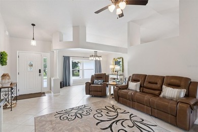 Welcome home to this beautifully maintained, immaculately clean - photo 9