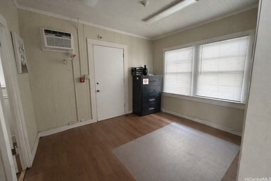 Located in the heart of Kaimuki, 3513 Harding Ave. presents a - photo 6