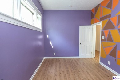 Looking for an amazing home with attention to detail everywhere? - photo 11